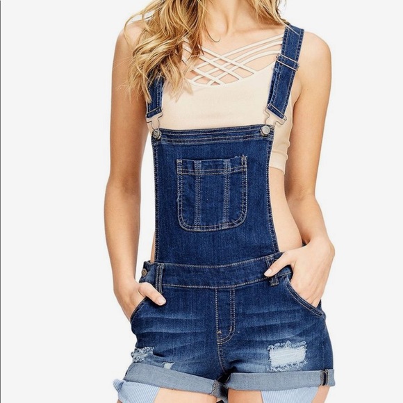 Dollhouse Denim - Jean Overall Coverall Shorts 😍 dollhouse